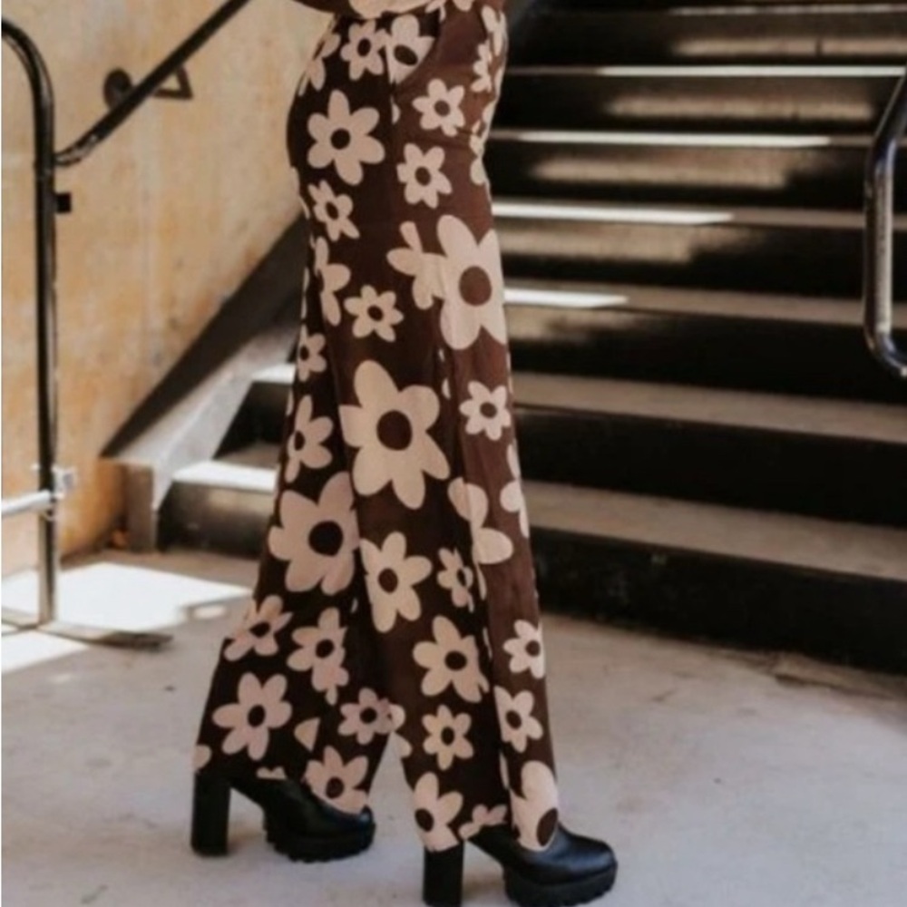 Lizard Thicket Brown and Cream Wide Leg Pants